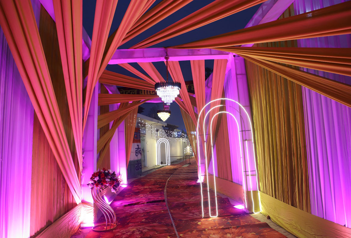 Hotels with Swimming Pool in Rampur, U.P.