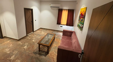 Comfortable luxury hotel room in Rampur, Uttar Pradesh