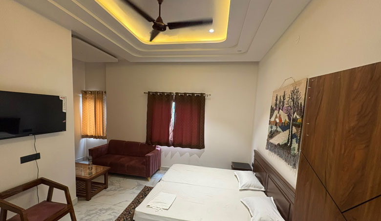 THE BEST Suite Hotels in Rampur vatika hotel
