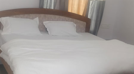 Super Deluxe Room | Best Places to Stay in rampur vatika hotel & resorts